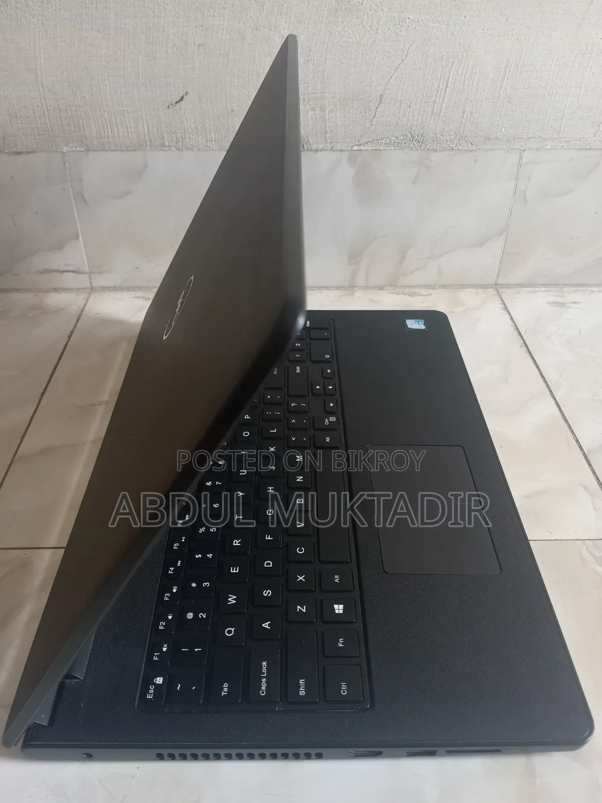 Laptop Dell Inspiron 15 3567 4GB Intel Core i3 SSD 128GB