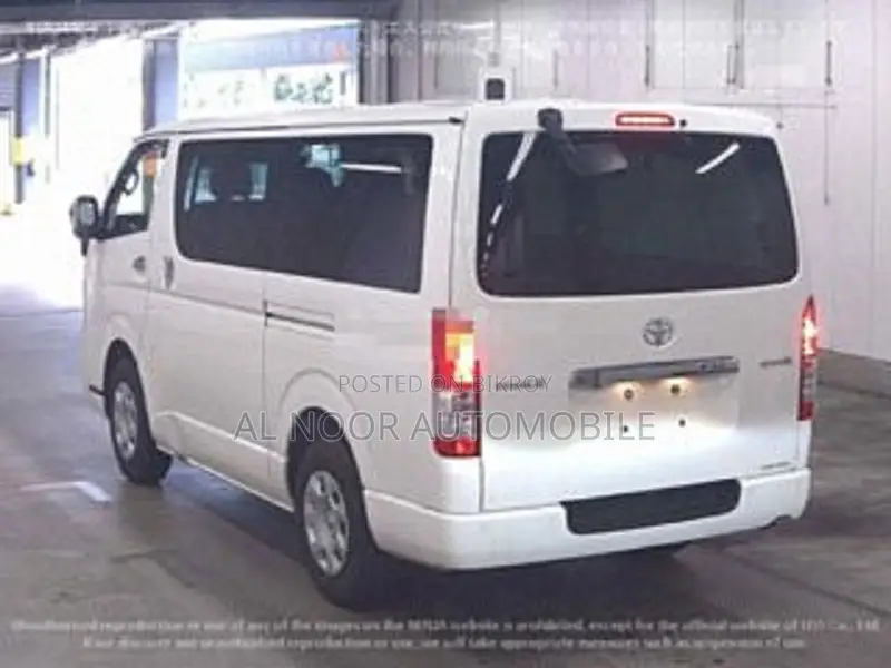 Toyota HiAce 2023 White