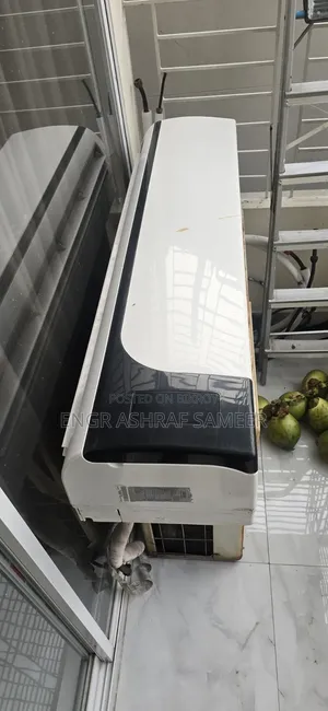 Akai Air Conditioner (2.5 Ton)
