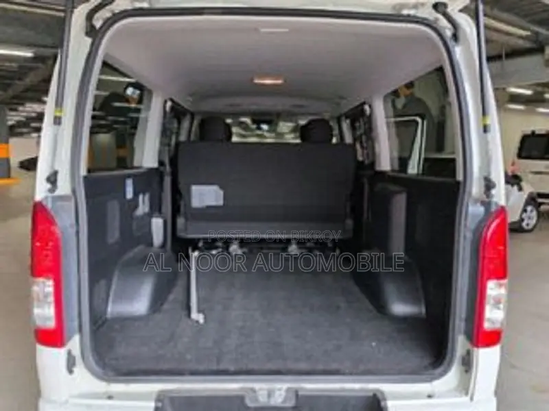 Toyota HiAce 2023 White