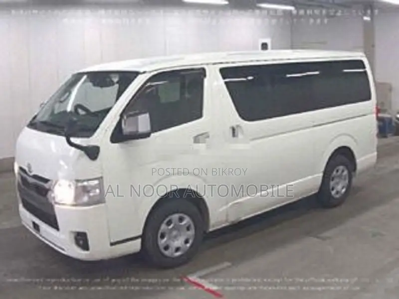 Toyota HiAce 2023 White
