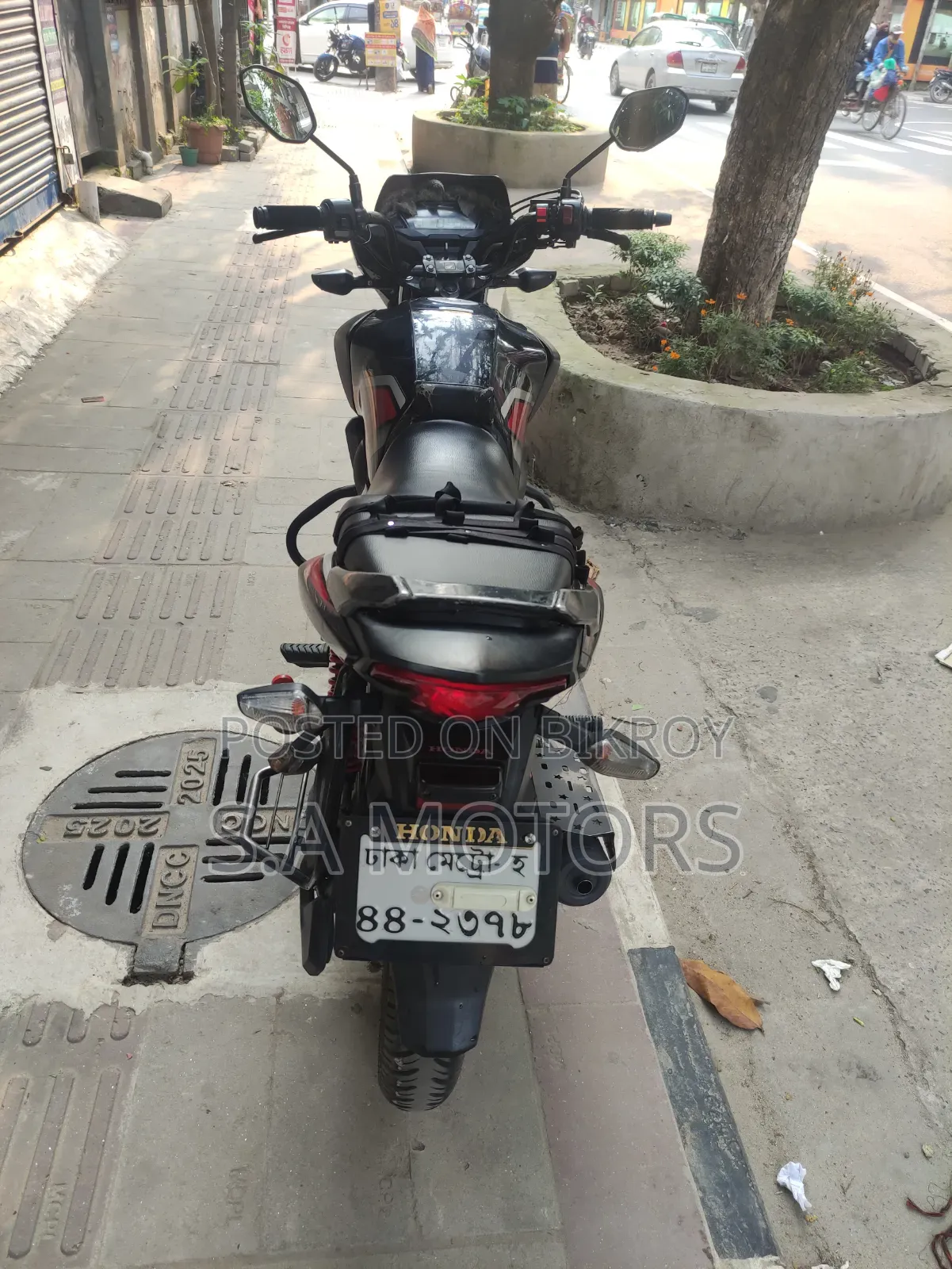 Honda CB 2024 Black