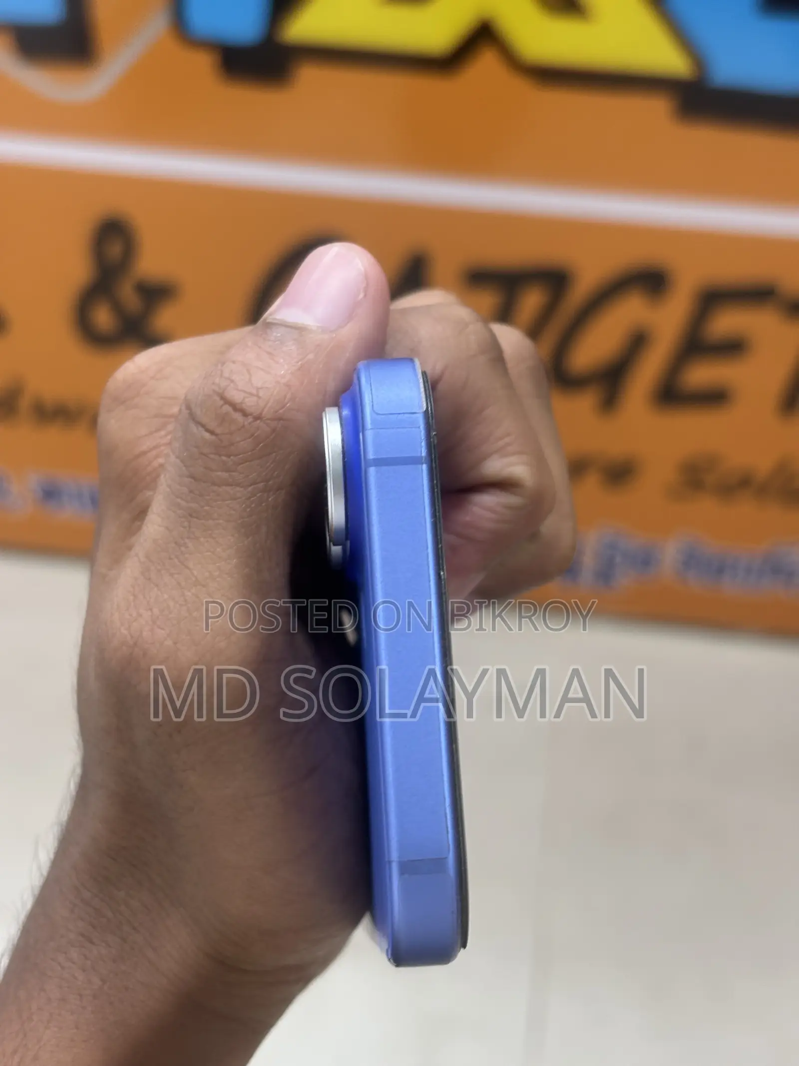 New Apple iPhone 16 128 GB Blue