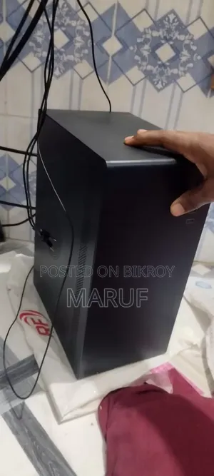Desktop Computer 8GB AMD Ryzen 5 SSD 128GB