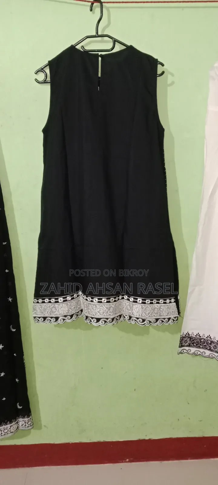 Pakistani premium quality three-piece for sale.