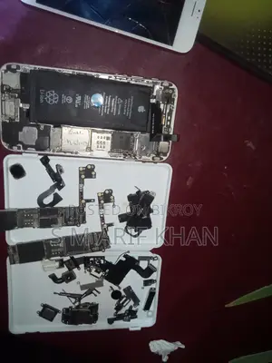 অ্যাপল আইফোন ৭ ১২৮ জিবি সিলভার