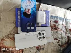 Tecno Spark 30 Pro 256 GB White
