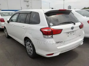 Toyota Corolla Fielder 2021 White