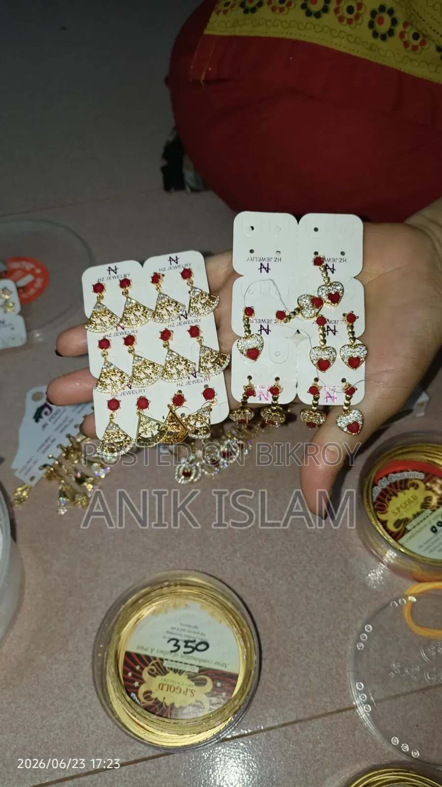 Women's Jewelry