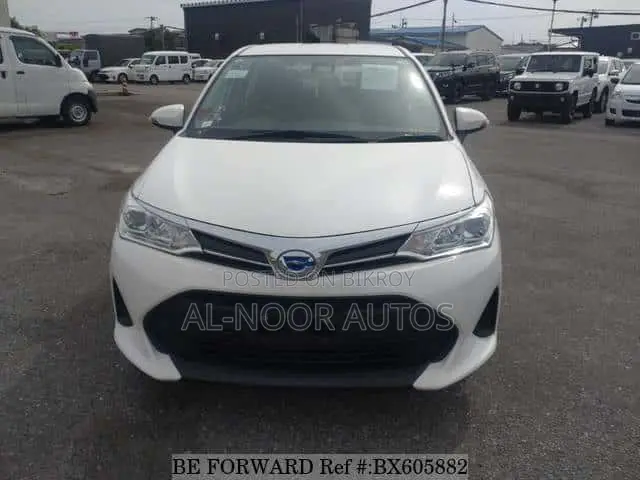 Toyota Corolla Fielder 2021 White