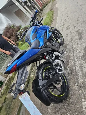 Honda CB 2026 Blue