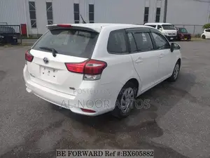 Toyota Corolla Fielder 2021 White