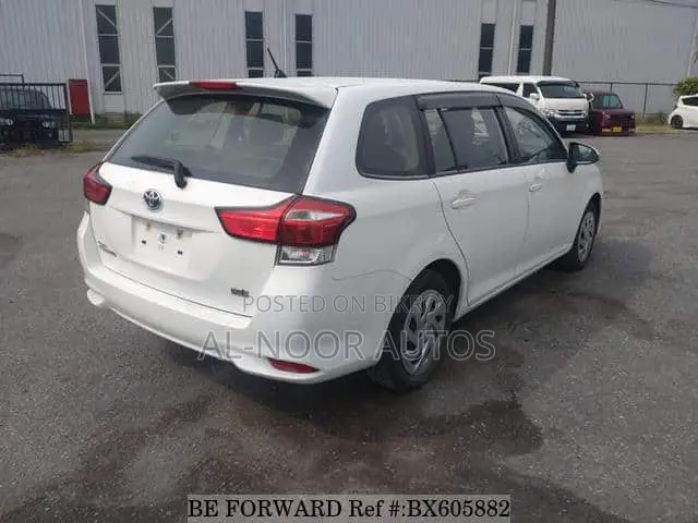 Toyota Corolla Fielder 2021 White