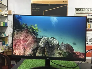 Desktop Computer 8GB AMD Ryzen 7 SSD 128GB