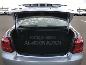 Toyota Axio 2021 Silver
