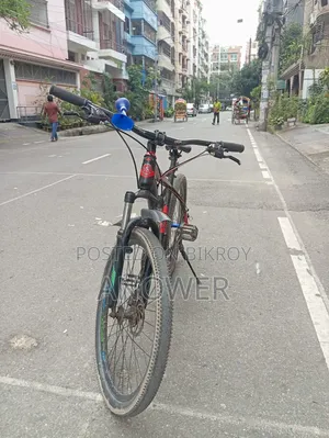 This bicycle will be sold. No problems, all parts are okay.