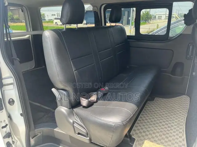 Toyota HiAce 2023 White