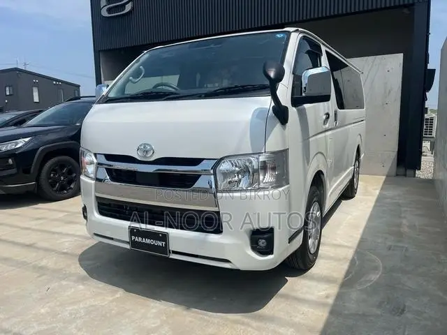 Toyota HiAce 2023 White