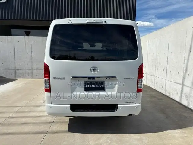 Toyota HiAce 2023 White