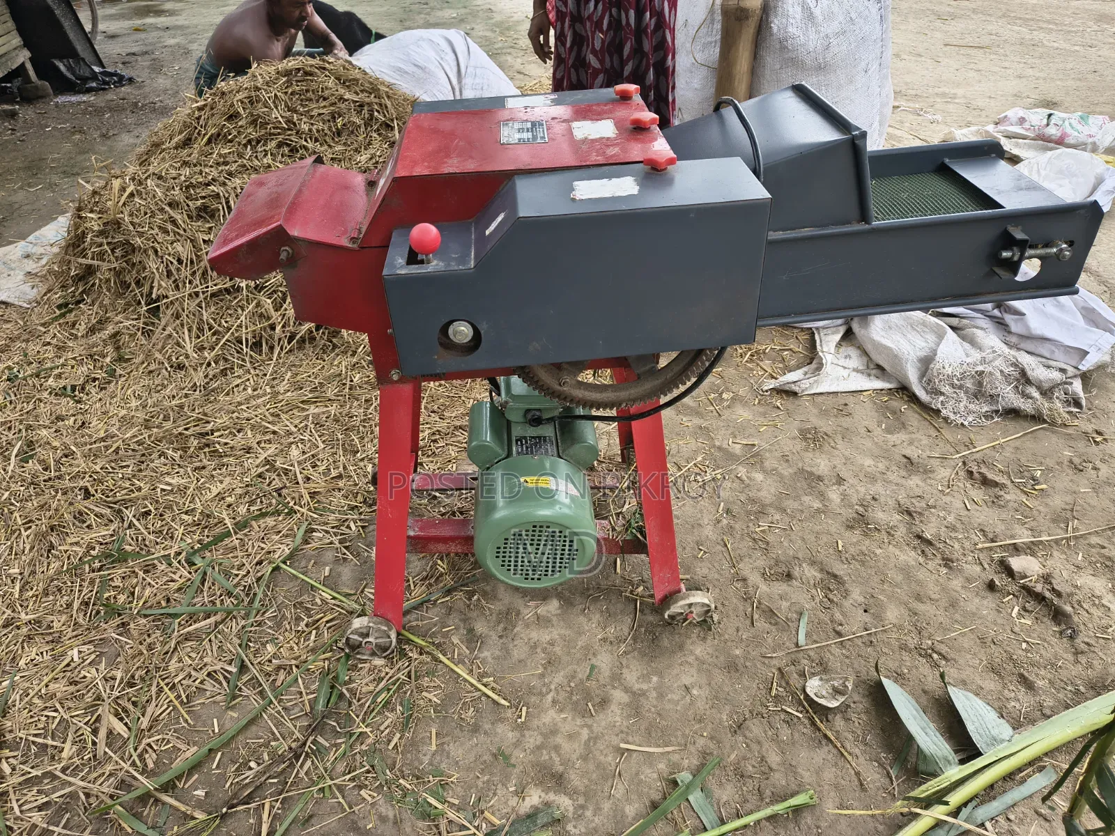 ঘাস কাটা মেশিন