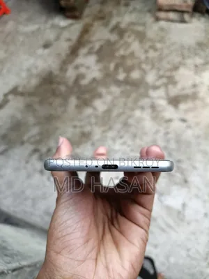 ইনফিনিক্স হট ৬০ প্রো+ ১২৮ জিবি হোয়াইট