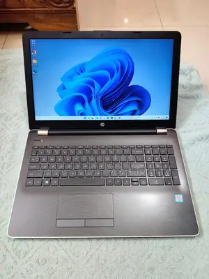Laptop HP 3GB Intel SSD 256GB