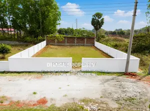 সেক্টর-২৩ এ সেমি কর্নার ৩ কাঠা দক্ষিণ/পূর্বমুখী