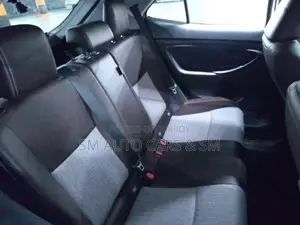 Toyota Yaris Cross ১.৫ হাইব্রিড এফডব্লিউডি ২০২১ পার্ল