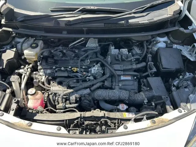 Toyota Yaris Cross ১.৫ হাইব্রিড এফডব্লিউডি ২০২১ পার্ল