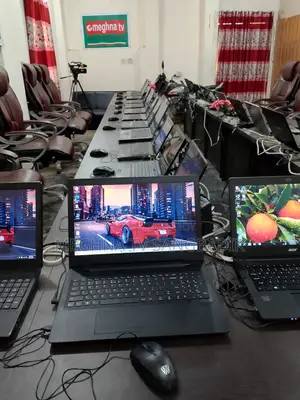 Laptop Dell 3GB Intel SSD 256GB