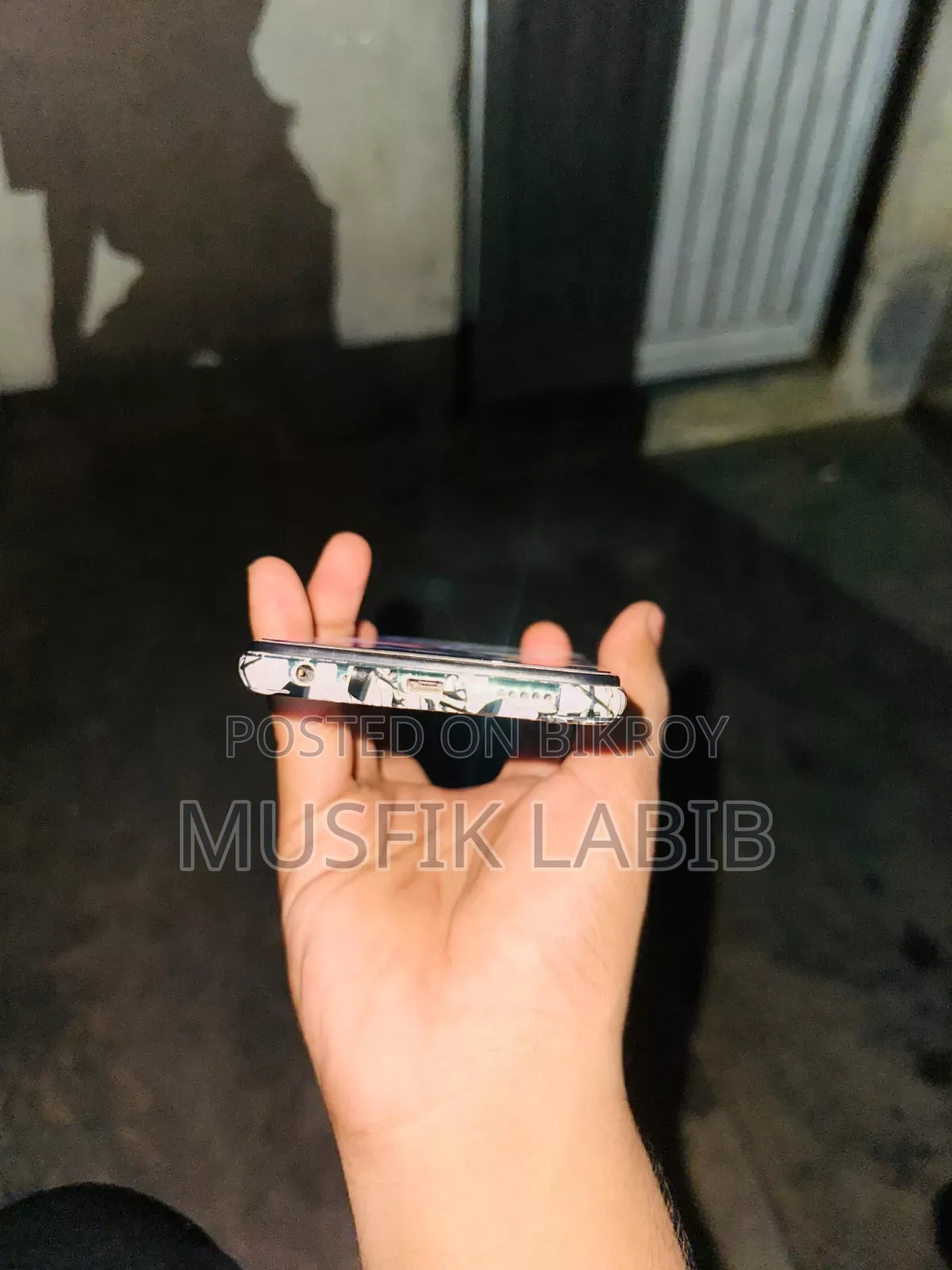 Vivo Y17 128 GB