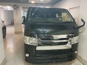 Toyota HiAce 2023 Black