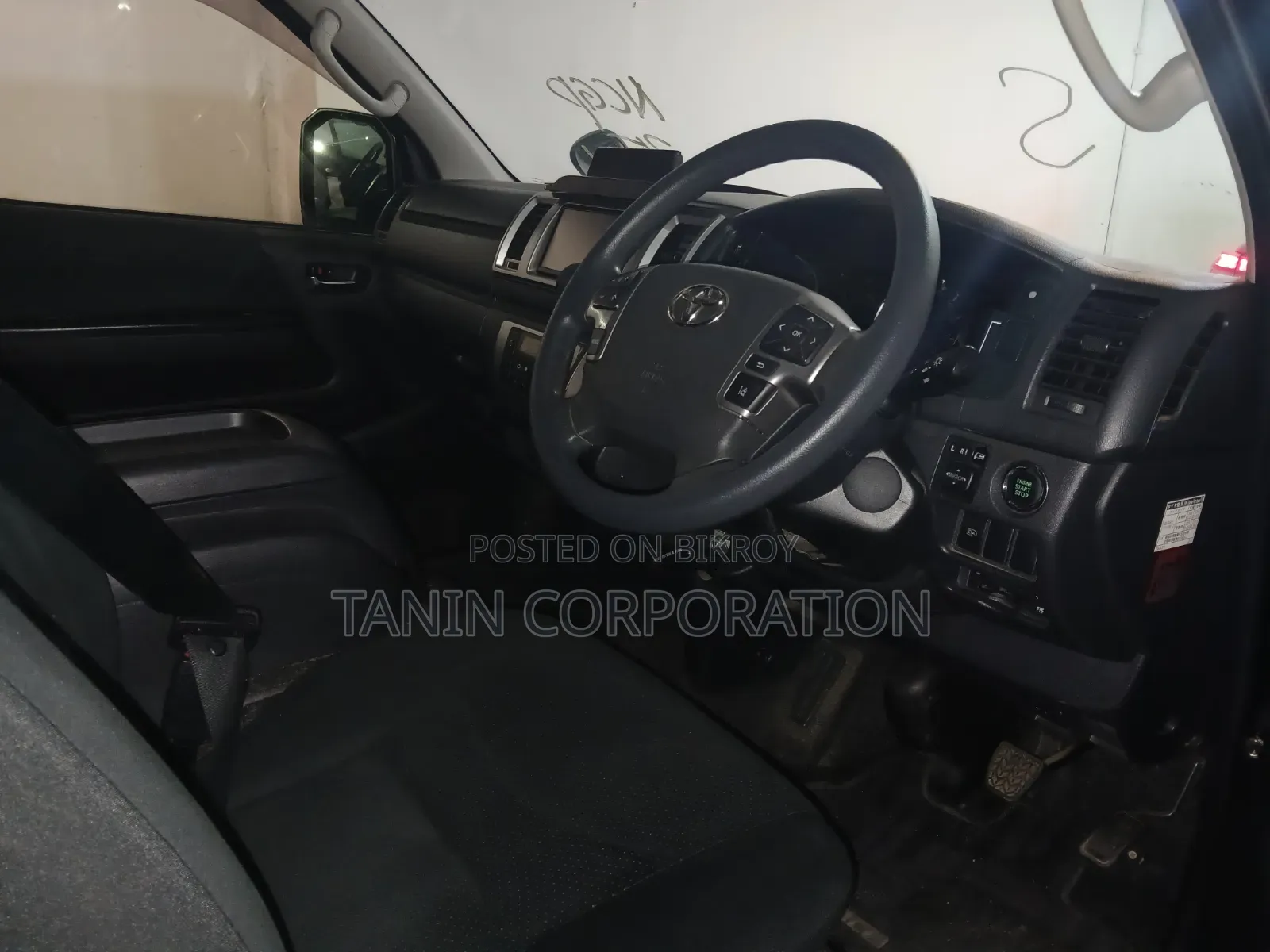 Toyota HiAce 2023 Black