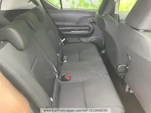 Toyota Aqua 2021 Pearl