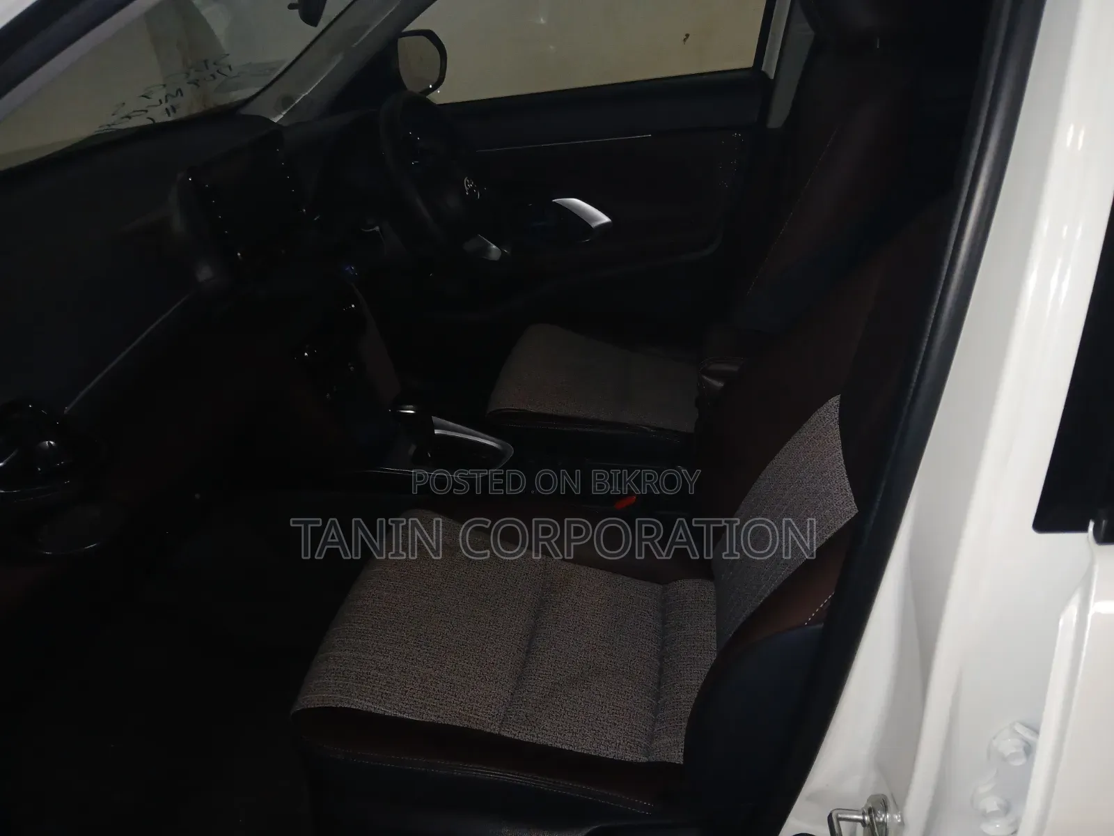 Toyota Yaris Cross 2021 Pearl