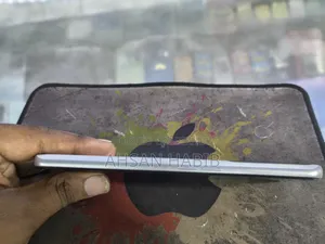 রিয়েলমি জিটি নিও ৫ ২৫৬ জিবি সাদা