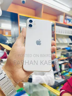 New Apple iPhone 11 128 GB White