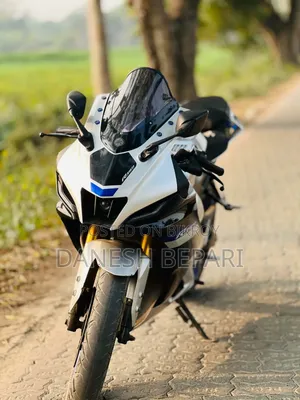 Yamaha R15 V3 2023 Beige