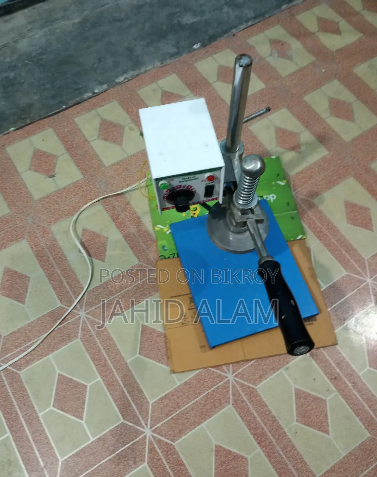 Foil Sealing Machine