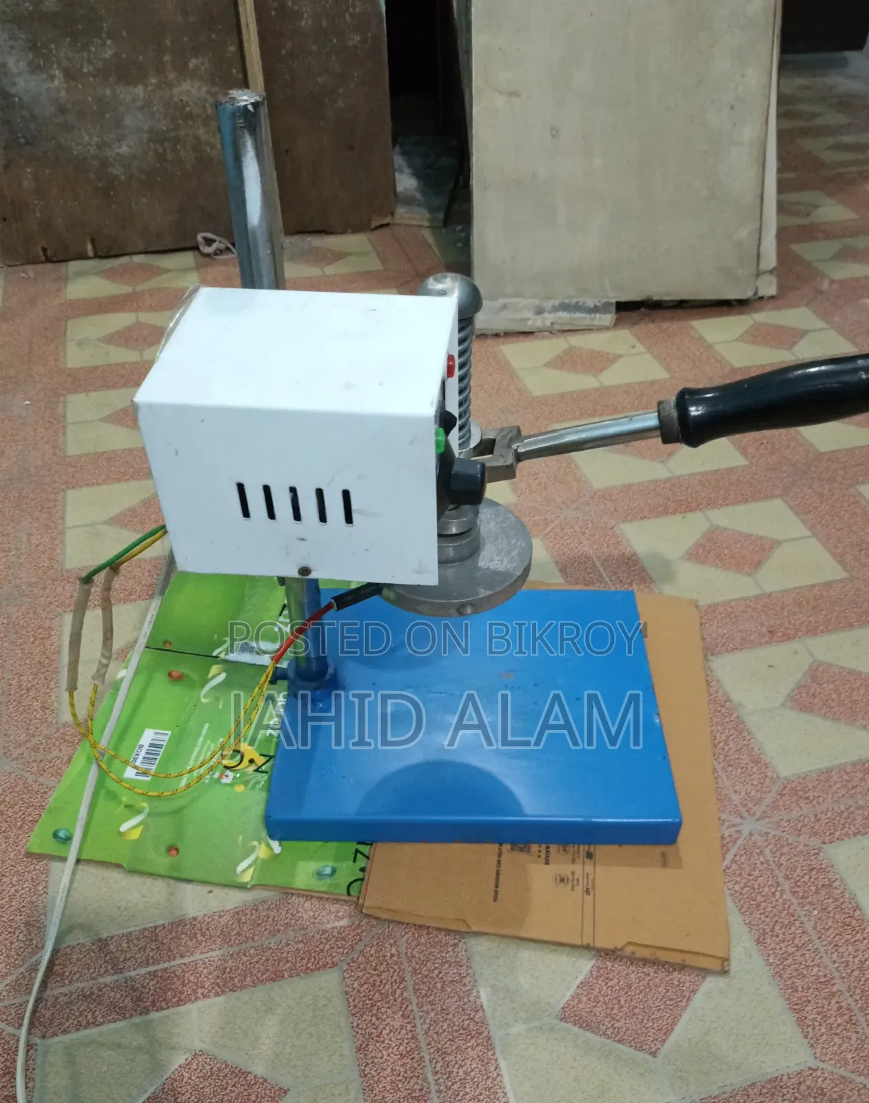 Foil Sealing Machine