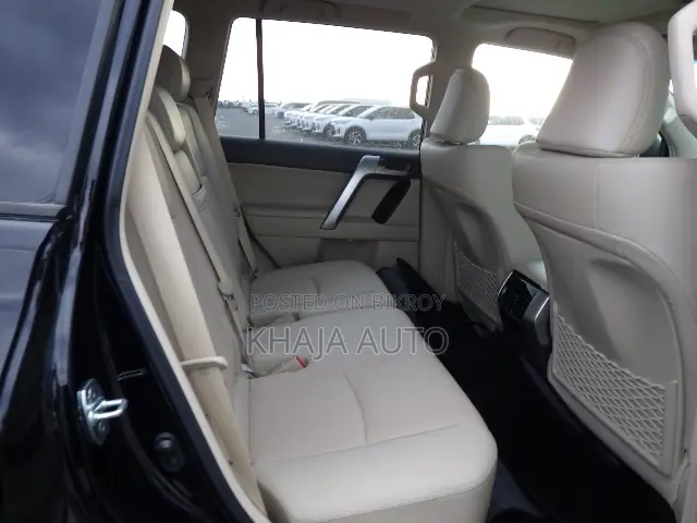 Toyota Land Cruiser Prado 2.7 2022 Black