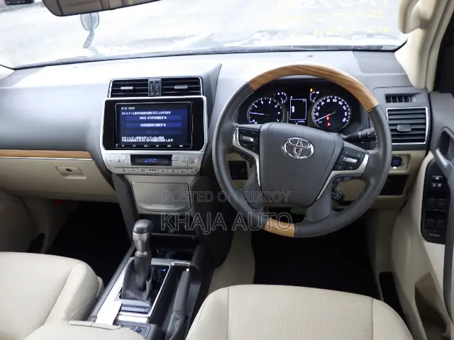 Toyota Land Cruiser Prado 2.7 2022 Black
