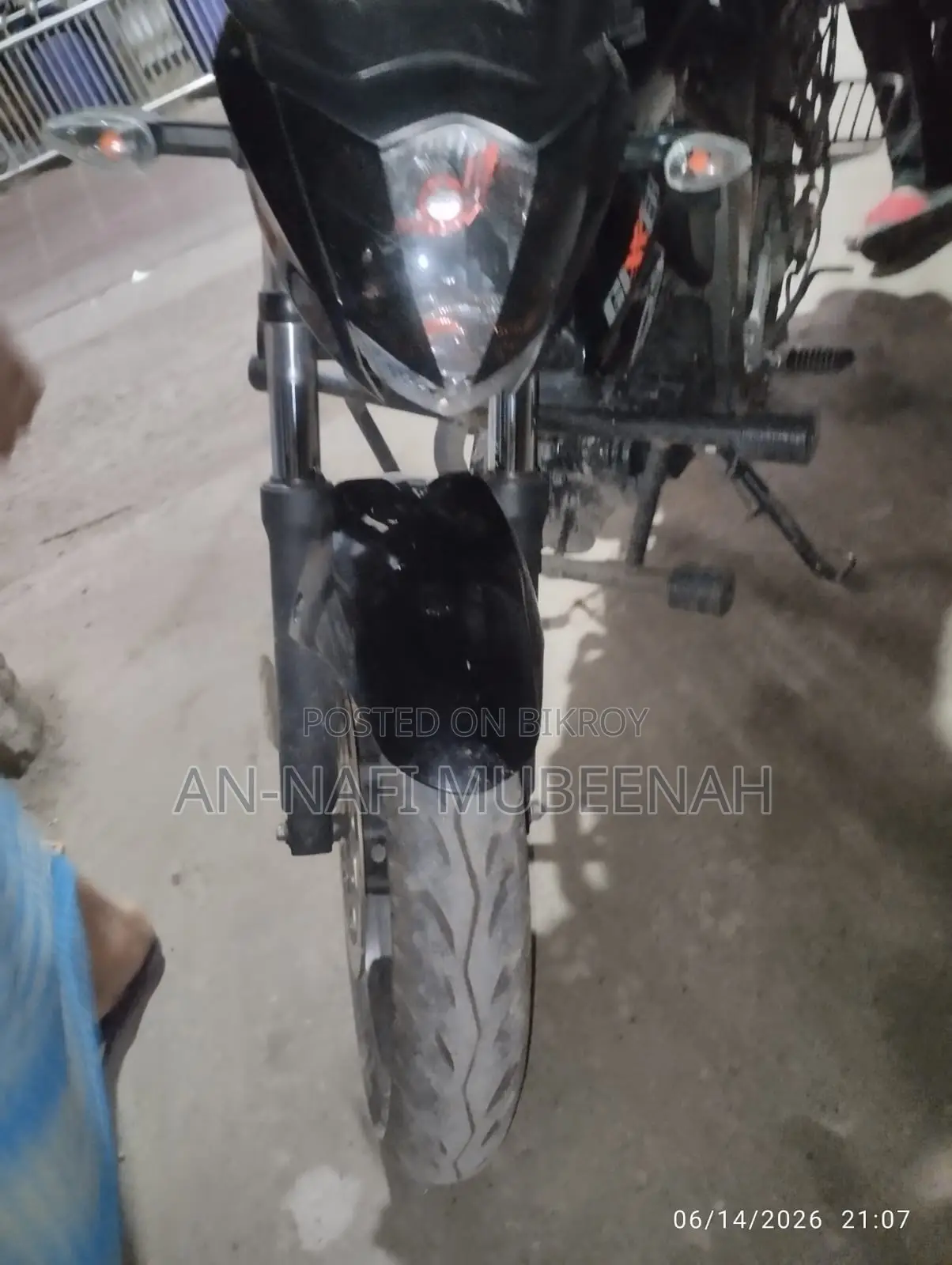 সুজুকি জিক্সার মনোটোন ২০২৪ ব্ল্যাক