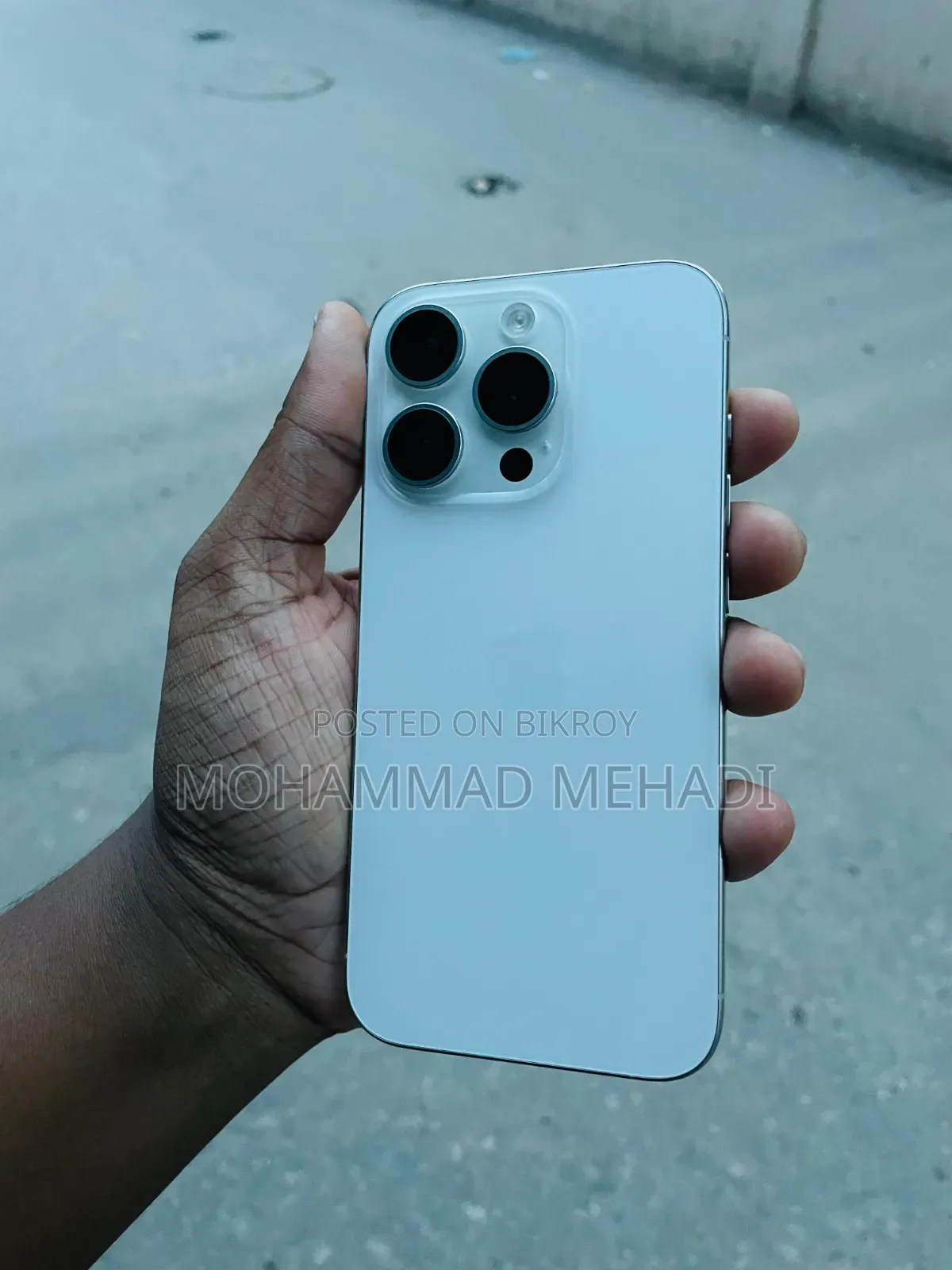 New Apple iPhone 15 Pro 128 GB White