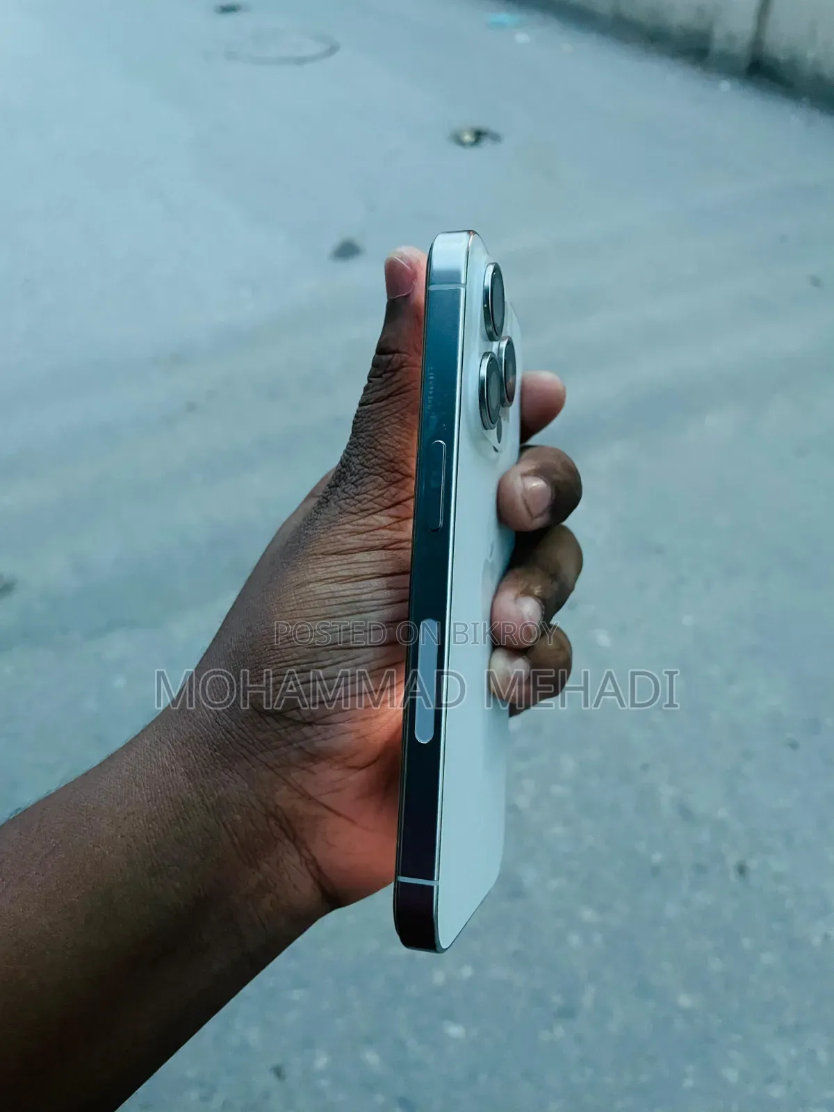 New Apple iPhone 15 Pro 128 GB White