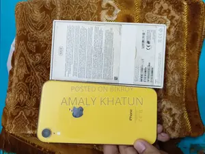 Apple iPhone XR 64 GB Yellow