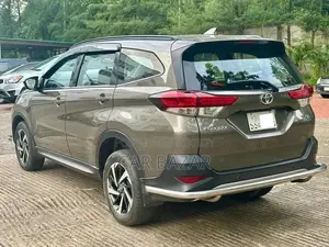 Toyota Rush 2021 Brown