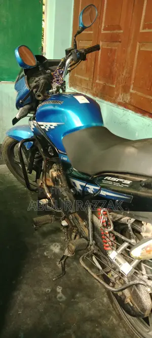 Hero Glamour 2021 Blue