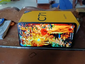 রিয়েলমি সি৭১ ১২৮ জিবি পার্পল