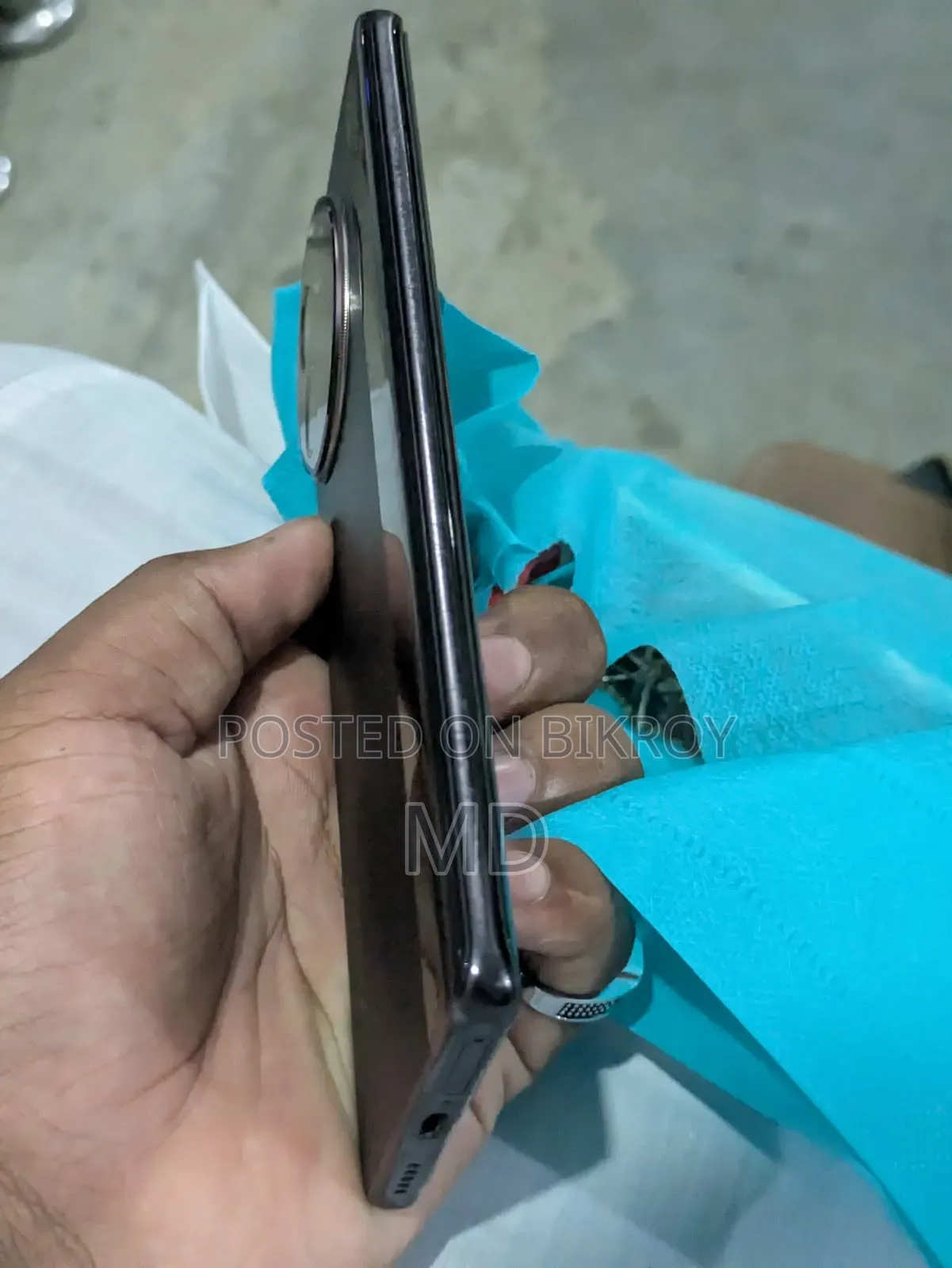 Vivo V30e 256 GB Black